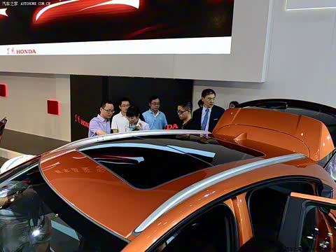 2015�� 1.8L VTi CVT������