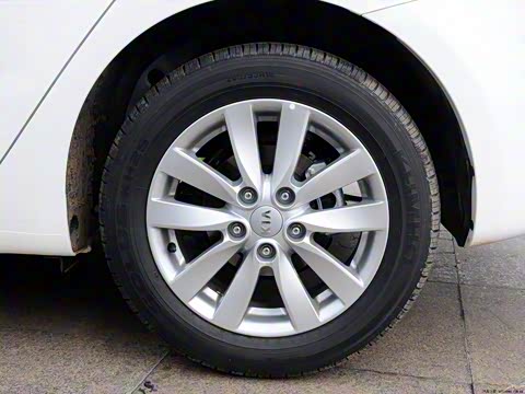 2015�� 1.6L �Զ�GL