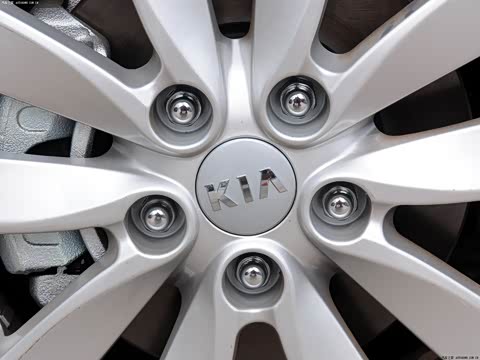 2015�� 1.6L �Զ�GL