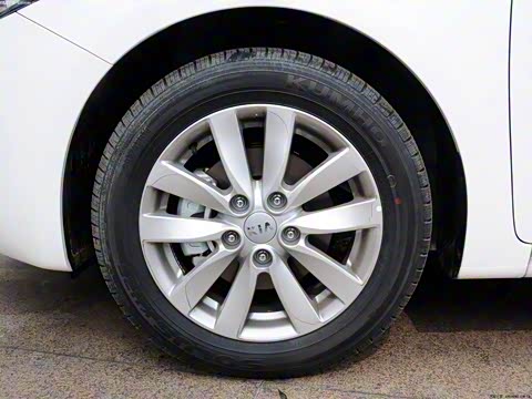 2015�� 1.6L �Զ�GL