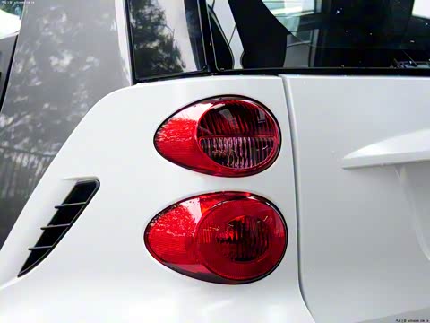 2014�� 1.0 MHD Ӳ��BoConcept�ر��