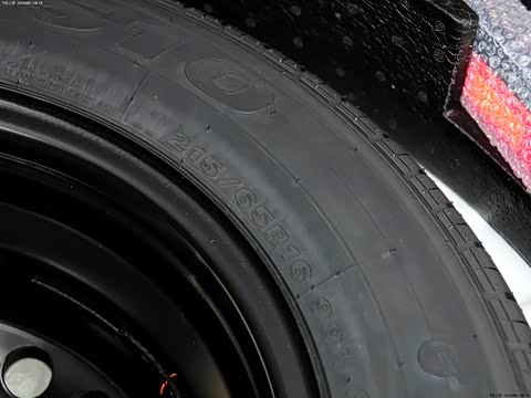 2015�� 2.0XL ��� CVT 2WD