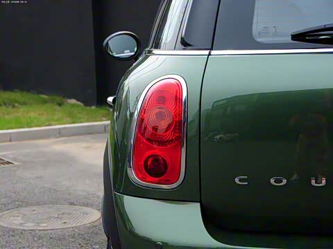 2014�� 1.6T COOPER ALL4 Excitement