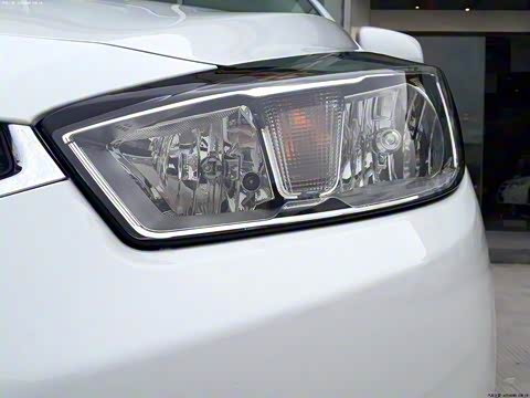 2015�� 1.5L �ֶ���Ӣ��