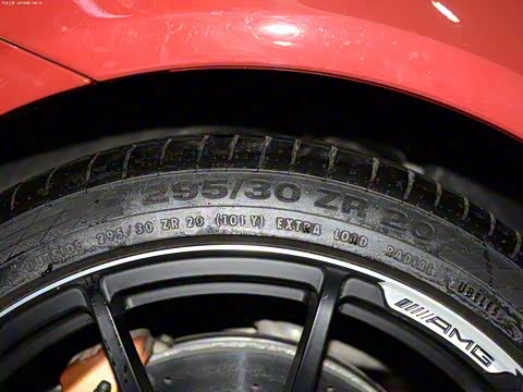 2013�� SLS AMG 45�����й�������