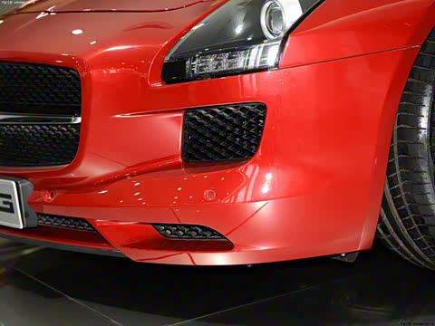 2013�� SLS AMG 45�����й�������