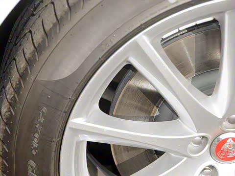 2015�� XJL 2.0T �������������