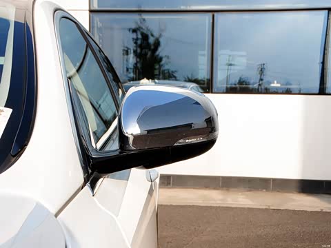 2015�� XJL 2.0T �������������