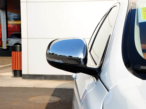 2015�� XJL 2.0T �������������