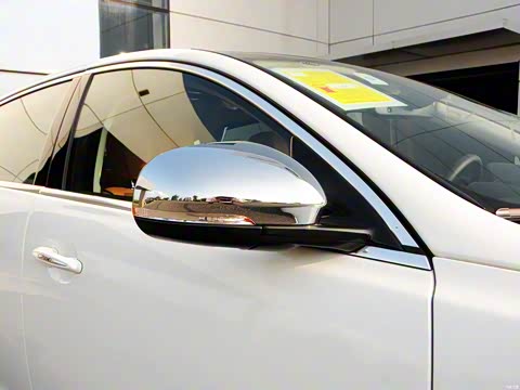 2015�� XJL 2.0T �������������