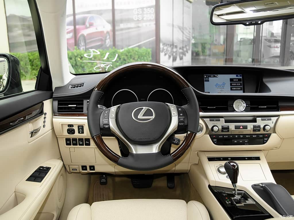 雷克萨斯 雷克萨斯es 2014款 350 尊贵版