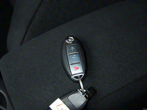 2015�� 2.0XL ��� MT 2WD