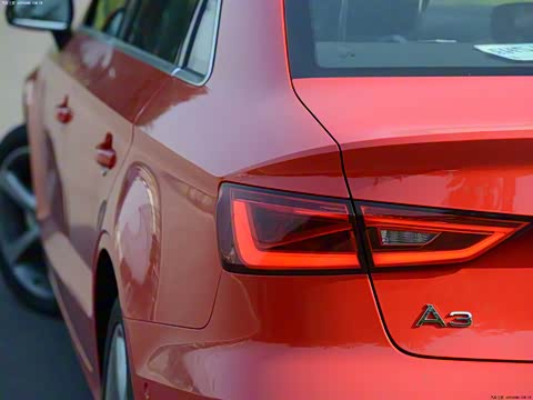 2014�� Limousine 35 TFSI �Զ�������