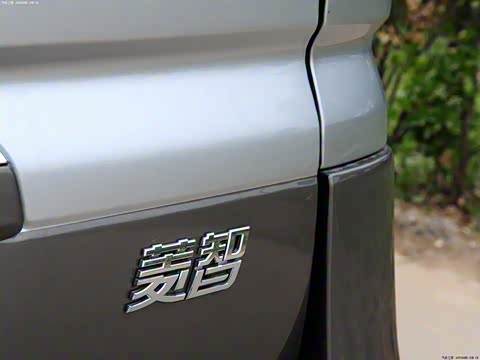 2012�� M5 Q3 2.0L 7�������׼��