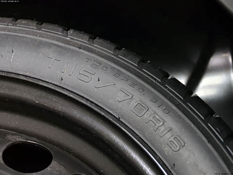 2011�� ���� 1.6L MT SX