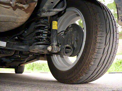 2011�� ���� 1.6L AT SX