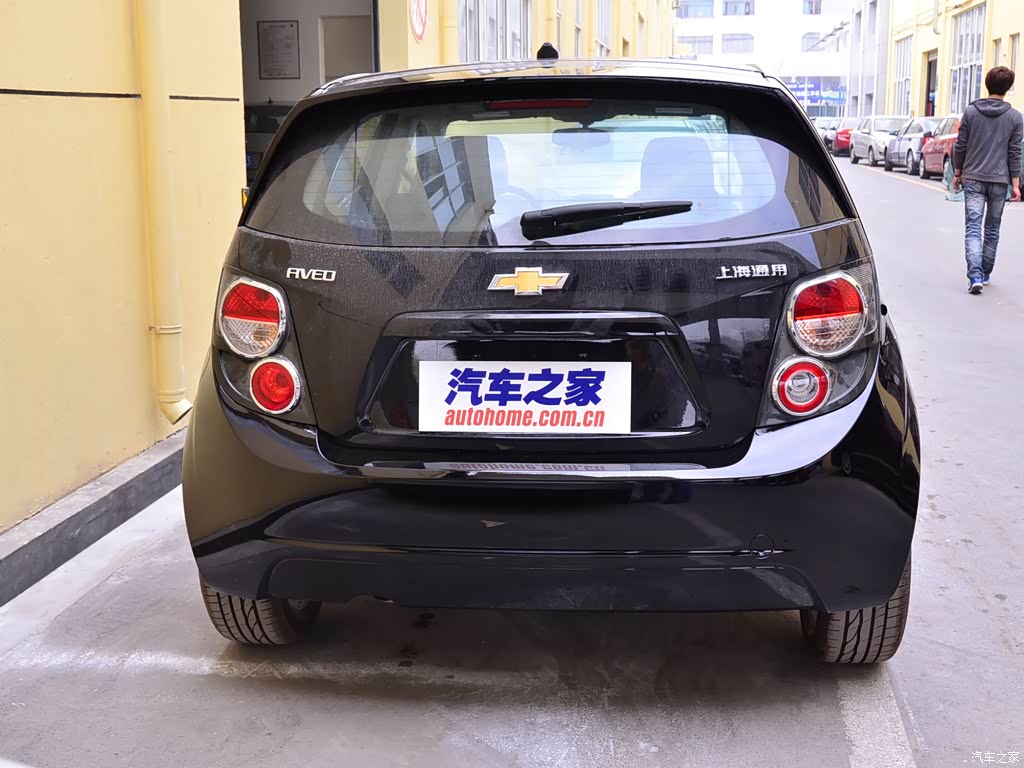 通用雪佛兰 爱唯欧 2011款 两厢 1.6l at sx