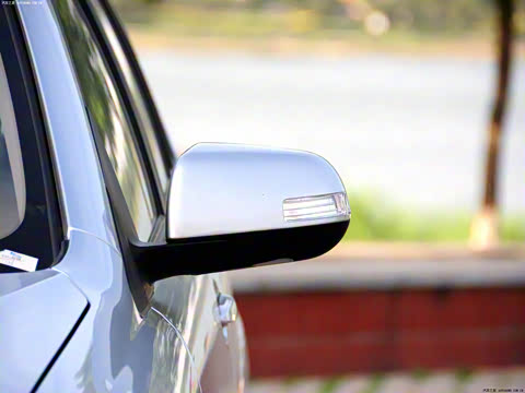 2011�� 2.0L �ֶ������