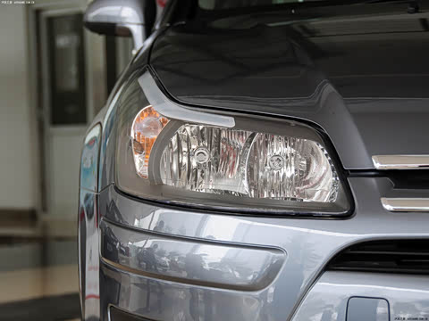 2011�� ���� 1.6L �Զ��ھ���