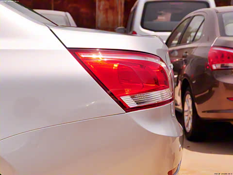 2011�� 1.8L �ֶ�������