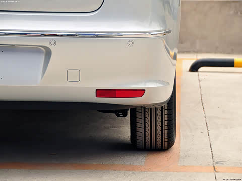 2011�� 2.0L �Զ����ʰ�