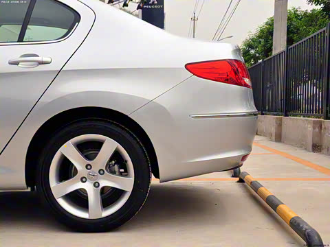 2011�� 2.0L �Զ����ʰ�