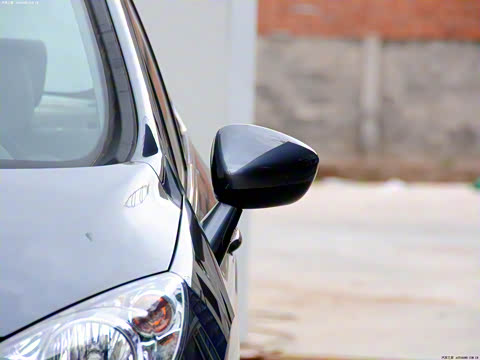 2011�� 2.0L �Զ����ʰ�