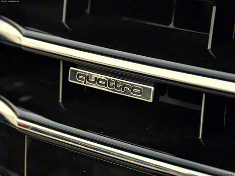 2012�� 3.0TFSI quattro������