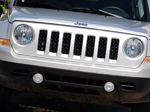 2011�� 2.4 �˶���