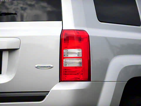 2011�� 2.4 �˶���