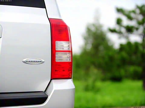 2011�� 2.4 �˶���