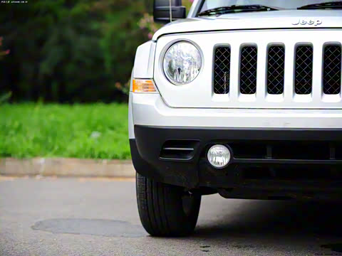 2011�� 2.4 �˶���