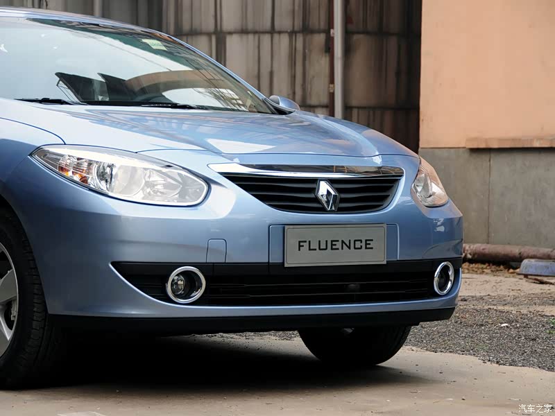 雷诺 风朗 2011款 2.0l 时尚版