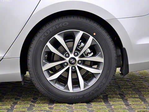 2011�� 2.4L �콢��