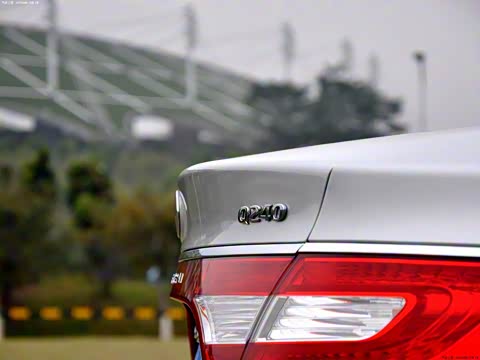 2011�� 2.4L �콢��