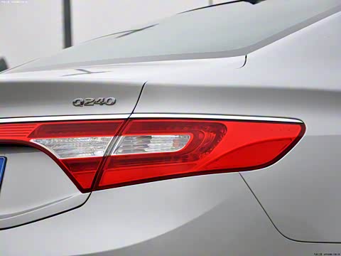 2011�� 2.4L �콢��