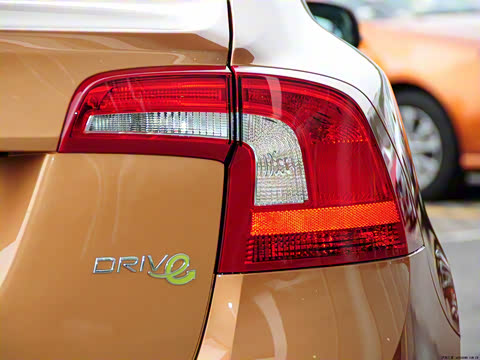 2012�� 1.6T DRIVe ���ʰ�