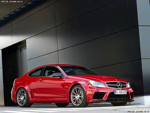 2013�� AMG C 63 Coupe Black Series
