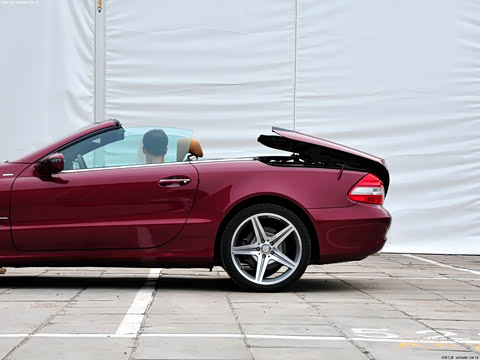 2011�� SL 300 Grand Edition