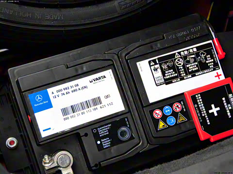 2011�� SL 300 Grand Edition