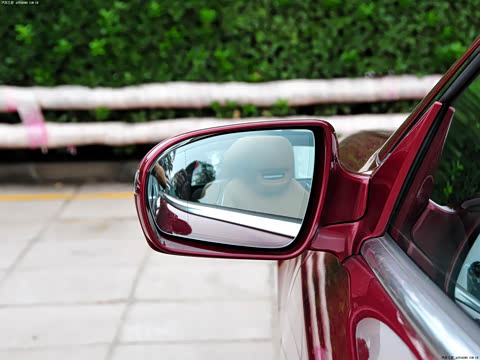 2011�� SL 300 Grand Edition