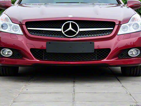 2011�� SL 300 Grand Edition