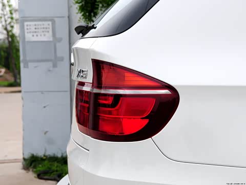 2011�� xDrive35i M�˶���