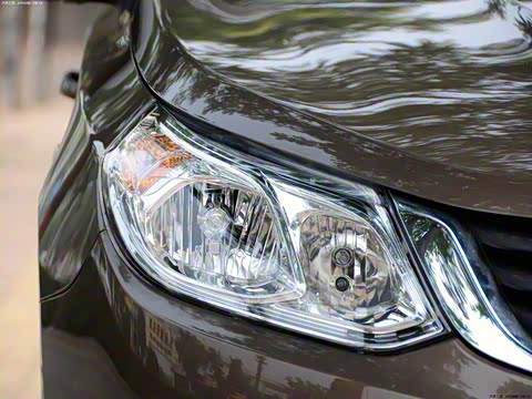 2011�� 1.5L �ֶ���Ӣ��