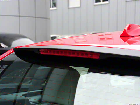 2012�� 2.0L Aktiv �ֶ���װ��