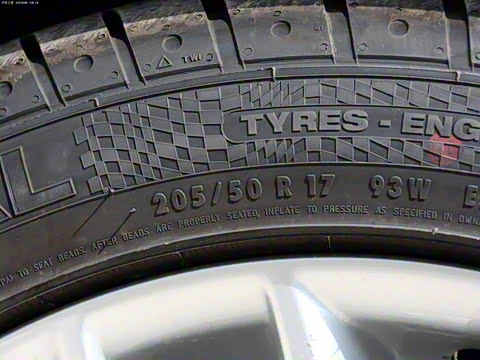 2012�� 2.0L Aktiv �ֶ���װ��