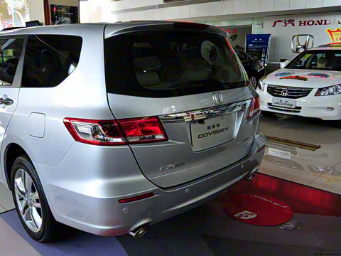 2011�� ���� 2.4L ������