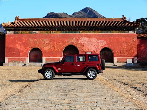 2012�� 3.6L Sahara ���Ű�