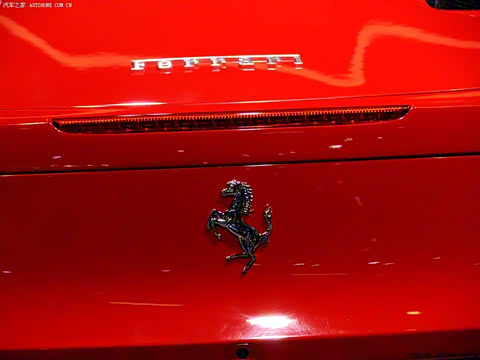 2013�� 4.5L Spider