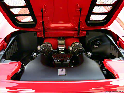 2013�� 4.5L Spider